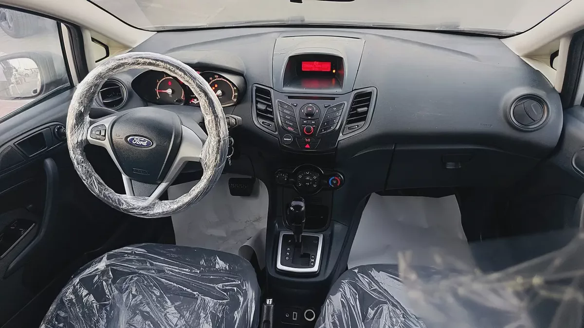 Ford Fiesta 2012 | GCC Specs | Well Maintained-6-6