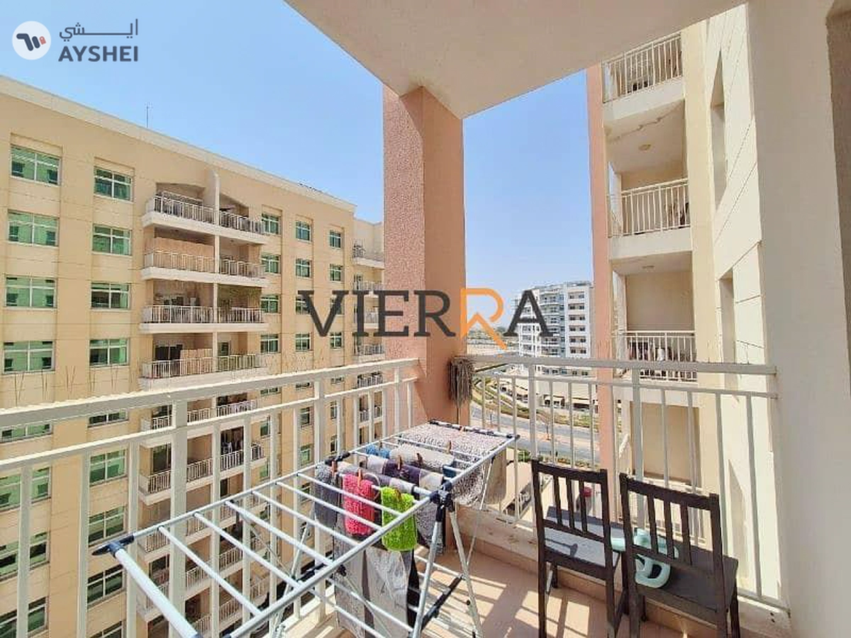 Mazaya 5, Queue Point, Liwan, Dubai-9-9