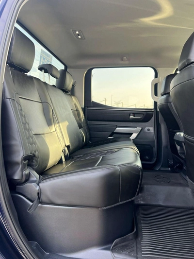 Toyota Tundra 2024 Toyota Tundra Crewmax SR5 - 3.4L V6  - AWD 4x4 - Rear Camera - Leather Seat - Low Mileage-14