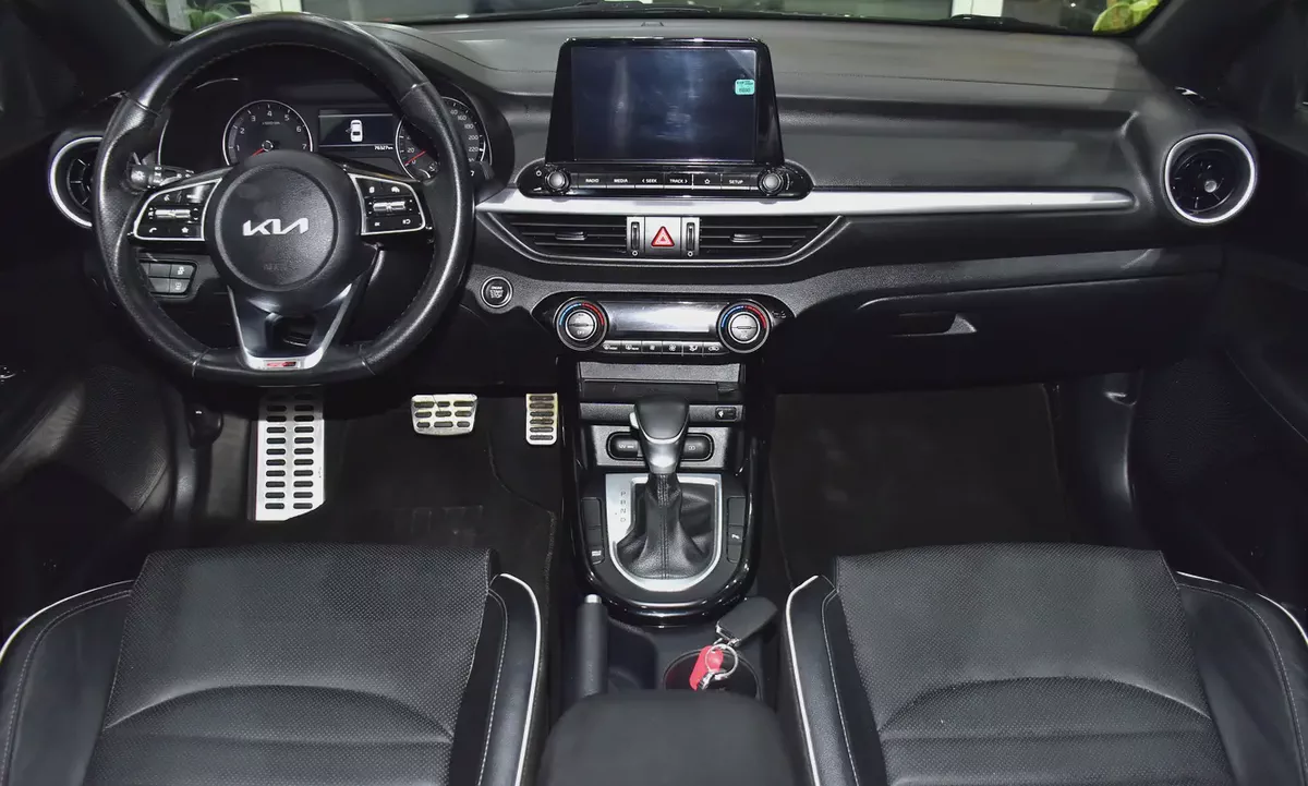 AED 1,170 EMi at 0% DP | KIA Cerato GT-Line 1.6L ( 2024 Model ) in Grey Color GCC Specs-10-10