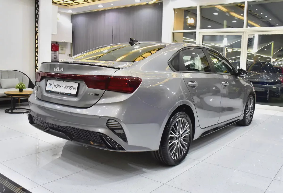 AED 1,170 EMi at 0% DP | KIA Cerato GT-Line 1.6L ( 2024 Model ) in Grey Color GCC Specs-5-5
