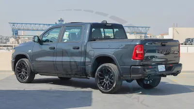 ( V8 5.7L ) 2026 RAM 1500 Limited Crew Cab eTorque  GCC 0Km 5 Years Warranty or 200,000 Km Warranty-4