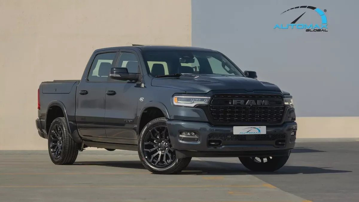 ( V8 5.7L ) 2026 RAM 1500 Limited Crew Cab eTorque  GCC 0Km 5 Years Warranty or 200,000 Km Warranty