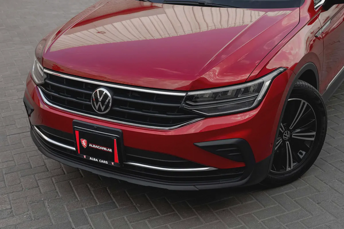 1,567 P.M | Tiguan Life Plus | 0% Downpayment | AGENCY WARRANTY!-6-6