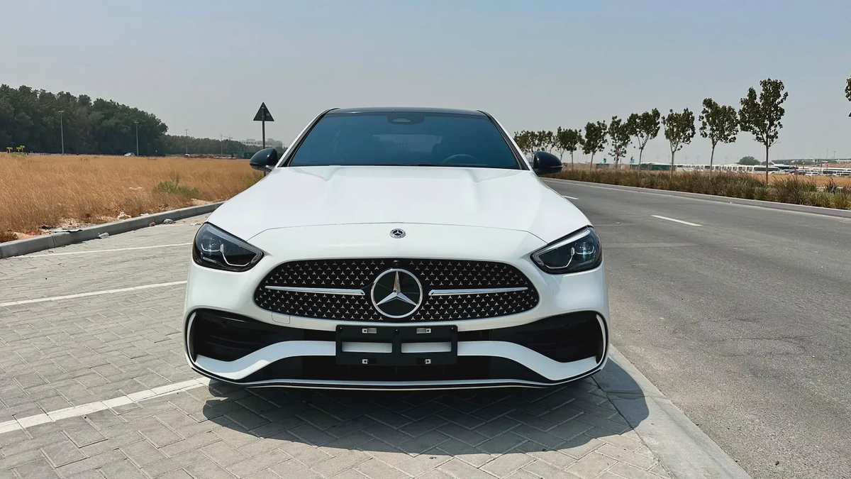 full option engain size 1.5 turbo with 14 languages including Arabic and English accident free-16-16