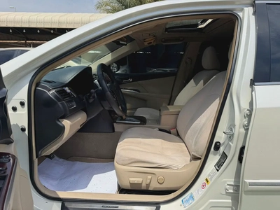 Toyota Aurion Limited 2014 - GCC Specs - Well Maintained-8