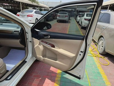 Toyota Aurion Limited 2014 - GCC Specs - Well Maintained-9