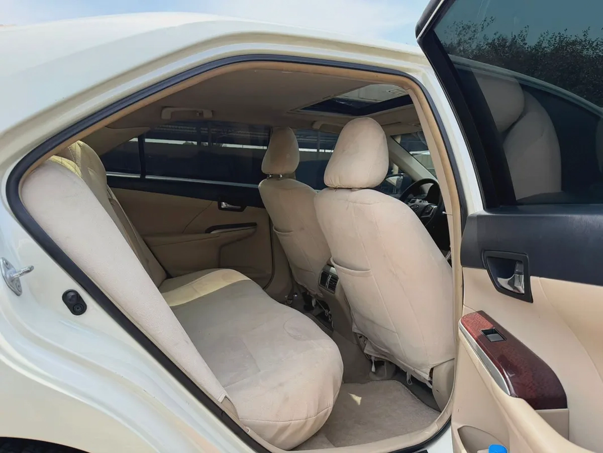 Toyota Aurion Limited 2014 - GCC Specs - Well Maintained-7-7
