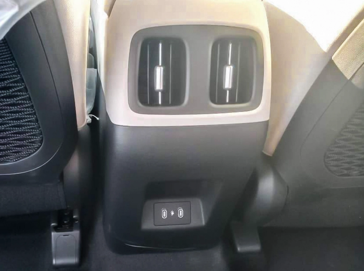 HYUNDAI TUCSON 2.0 MPI PLUS 2WD | 2025 | EXPORT READY-2-2