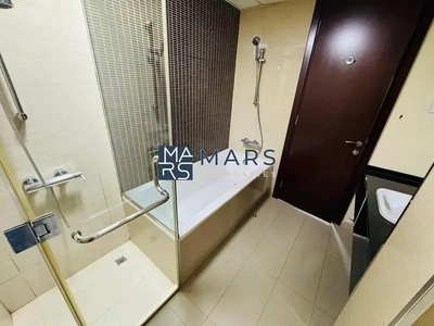 Middle Unit | Prime Location | Ready To Move-15