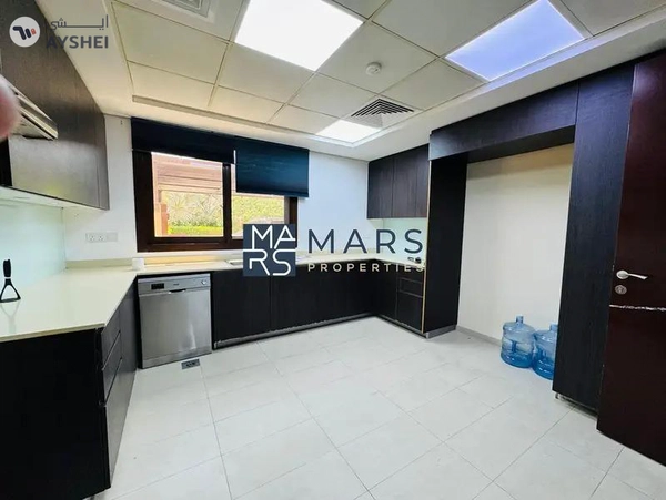 Middle Unit | Prime Location | Ready To Move