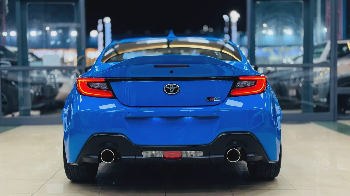 2023 Toyota 86 GT (GR) - Low Mileage --4-4