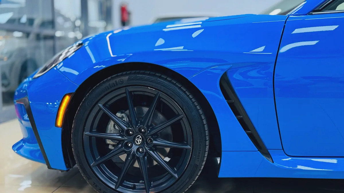 2023 Toyota 86 GT (GR) - Low Mileage --8-8
