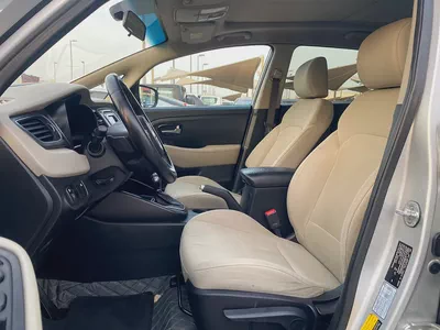 Kia Carens 2015 Silver-11
