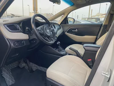 Kia Carens 2015 Silver-12