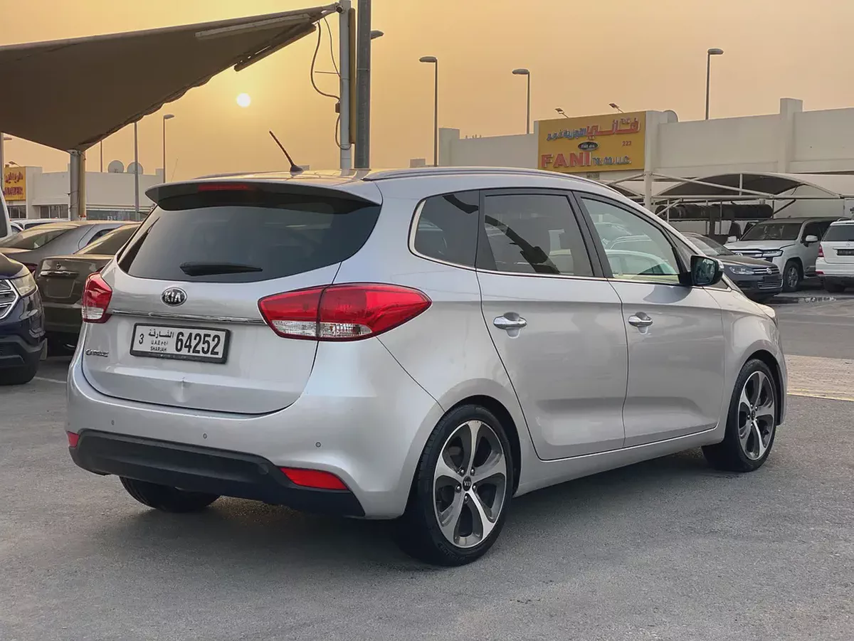 Kia Carens 2015 Silver-9-9
