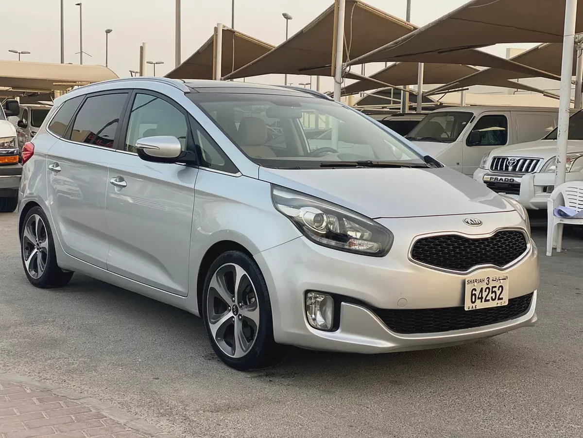 Kia Carens 2015 Silver-4-4