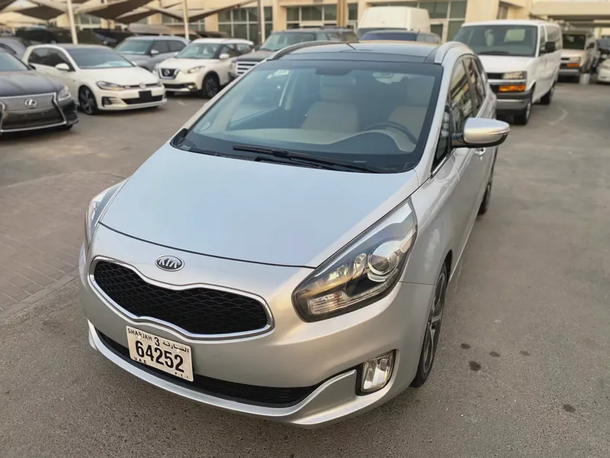 Kia Carens 2015 Silver-5-5
