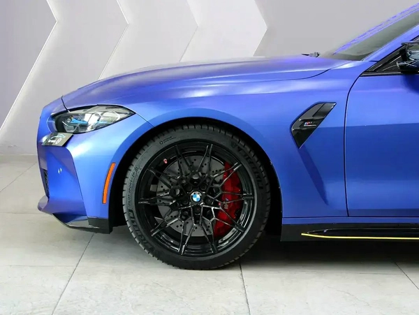2022 - BMW M4 Competition 3.0L