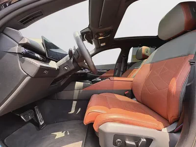 AED 4,640 P.M | 0% DOWN PAYMENT | BMW i5 M60 xDRIVE | DUAL MOTOR ELECTRIC AWD – 601 HP | FULL AGENCY-17