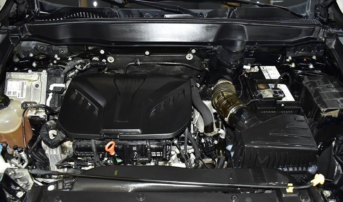 Haval H6 2.0 GDiT ( 2024 Model ) in Black Color GCC Specs-1-1