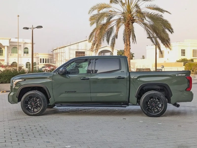 TOYOTA TUNDRA 2023 CREWMAX SR5 IN EXCELLENT CONDITION-19