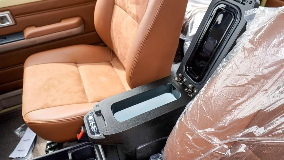 Toyota Land Cruiser 70 LC76 LX LX 2.8 L d-10-0