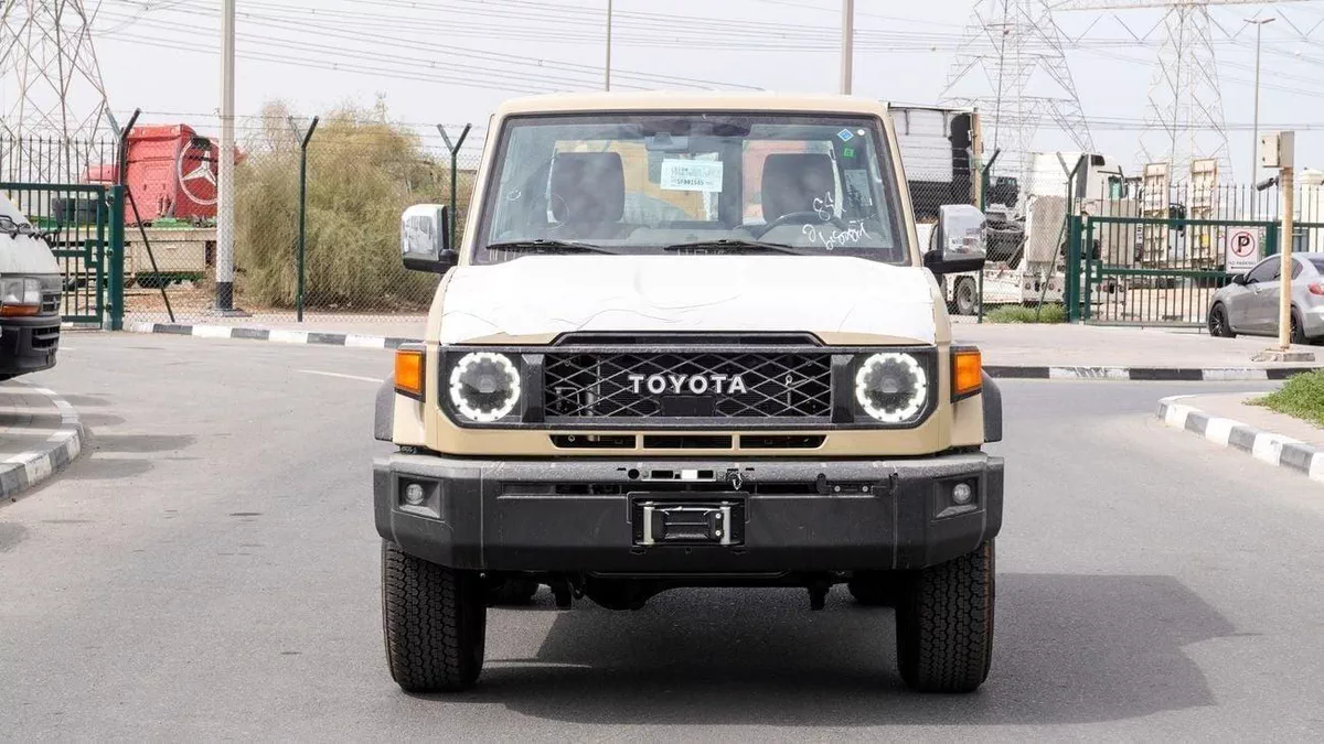 Toyota Land Cruiser 70 LC76 LX LX 2.8 L d-1-0