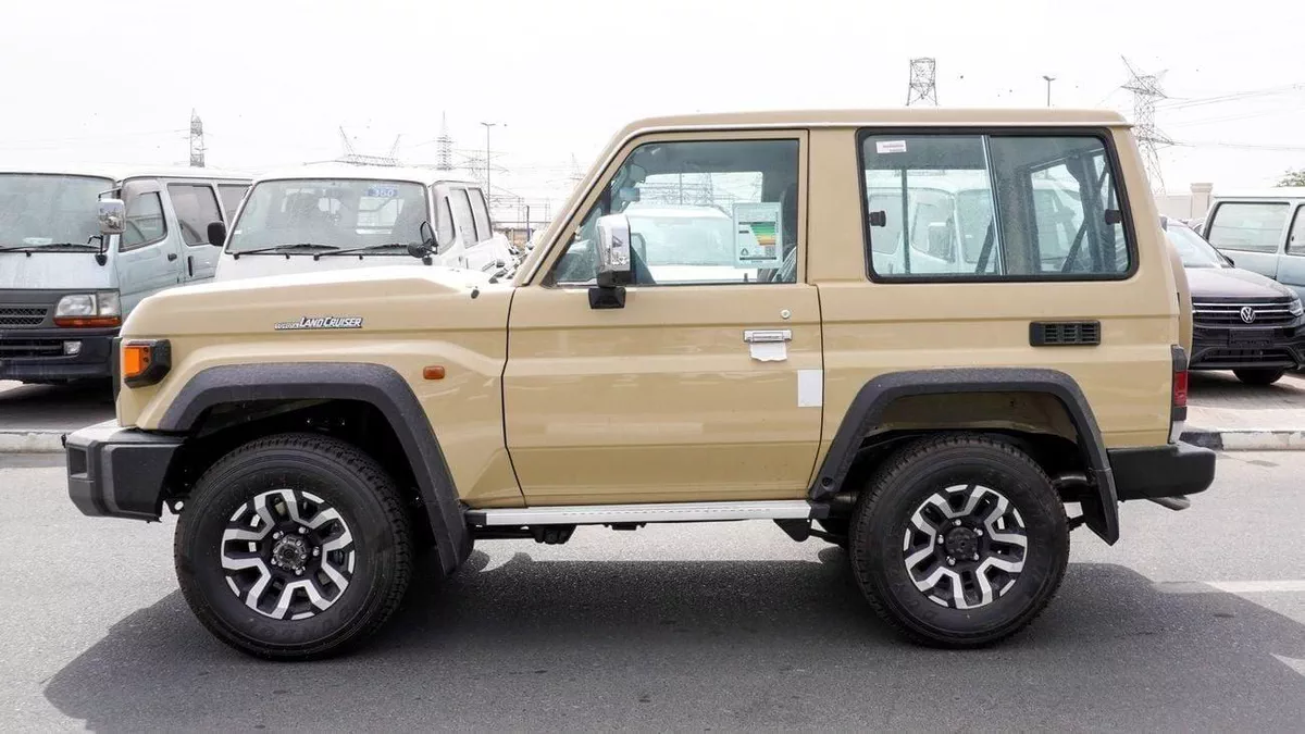Toyota Land Cruiser 70 LC76 LX LX 2.8 L d-3-0