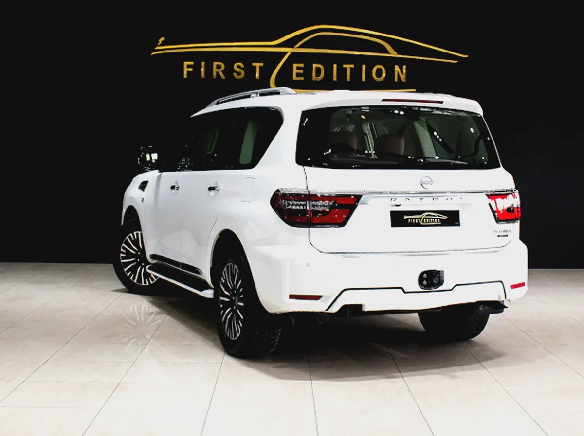 2022 ll  Nissan patrol V8 400Hp ll Gcc ll Full option Platinum Le-3-3
