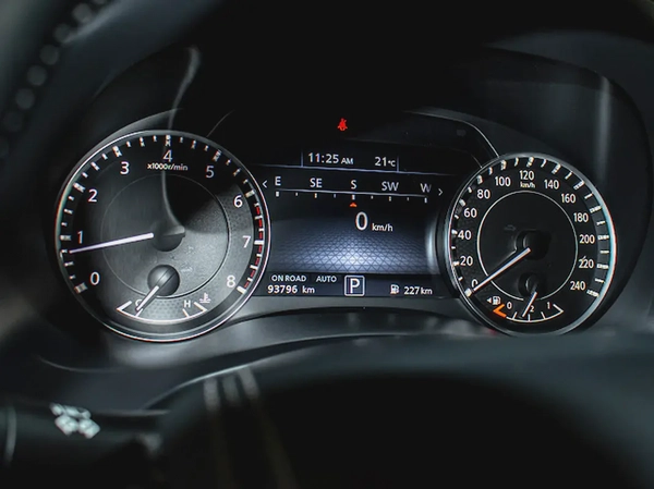 2022 ll  Nissan patrol V8 400Hp ll Gcc ll Full option Platinum Le