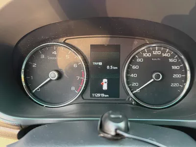Mitsubishi Montero Sport -2019-GLS -4WD Medium Line - GCC -FREE ACCIDENT—ORIGINAL PAINT-18