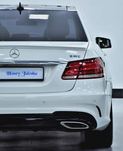 EXCELLENT DEAL for our Mercedes Benz E500 ( 2016 Model ) in White Color GCC Specs-9