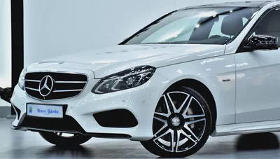EXCELLENT DEAL for our Mercedes Benz E500 ( 2016 Model ) in White Color GCC Specs-4