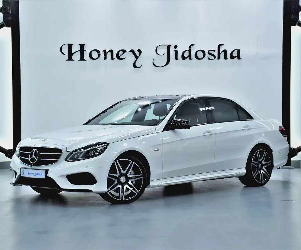 EXCELLENT DEAL for our Mercedes Benz E500 ( 2016 Model ) in White Color GCC Specs