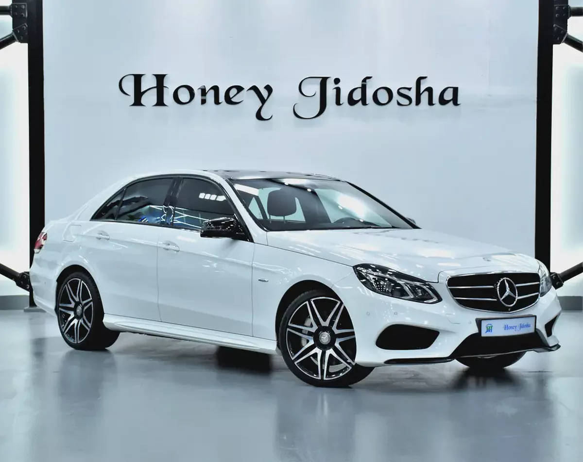 EXCELLENT DEAL for our Mercedes Benz E500 ( 2016 Model ) in White Color GCC Specs-2-2