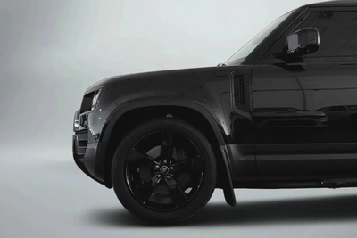 2024 Land Rover Defender 90 P400 HSE / Land Rover Warranty  Service Contract-5
