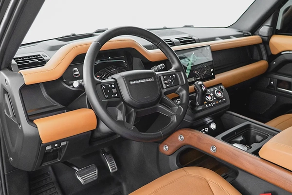 2024 Land Rover Defender 90 P400 HSE / Land Rover Warranty  Service Contract