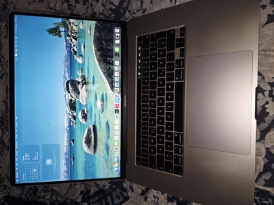 apple macbook pro 2019-3