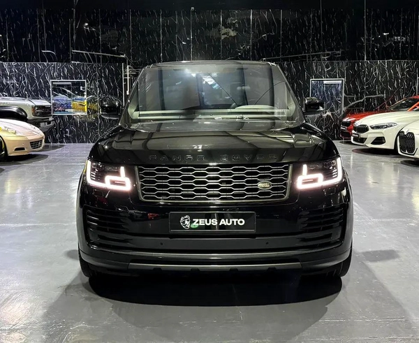 Land Rover Range Rover HSE 2021 | Original Paint | GCC | AL Tayer Warranty 2026 | Well Maintained