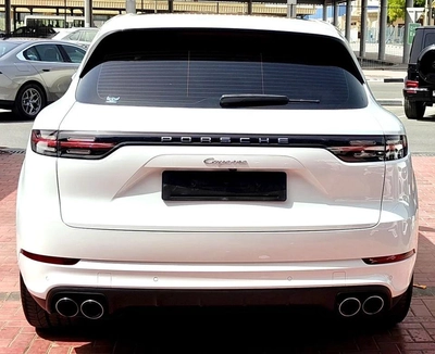 Porsche Cayenne STD SUV 3.6L Original paint 2020 GCC - AED 155,000-6