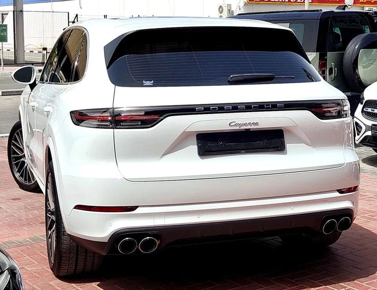Porsche Cayenne STD SUV 3.6L Original paint 2020 GCC - AED 155,000-4-4