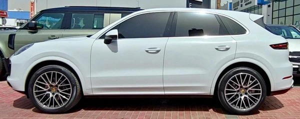 Porsche Cayenne STD SUV 3.6L Original paint 2020 GCC - AED 155,000
