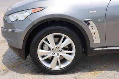 Used Infiniti QX70 3.7L Excellence 2019-7