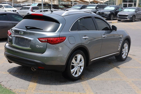 Used Infiniti QX70 3.7L Excellence 2019