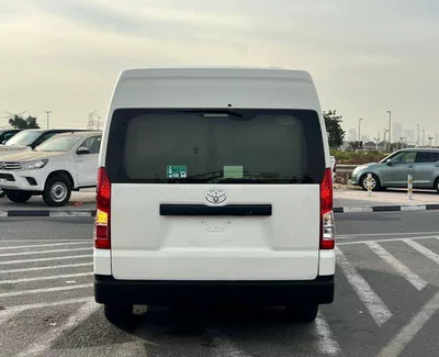 Toyota Hiace GL 2023 Toyota Hiace 3.5L V6 - GCC - Passenger Full Automatic - Patrol - 13 Seater - No Accident - 8-5