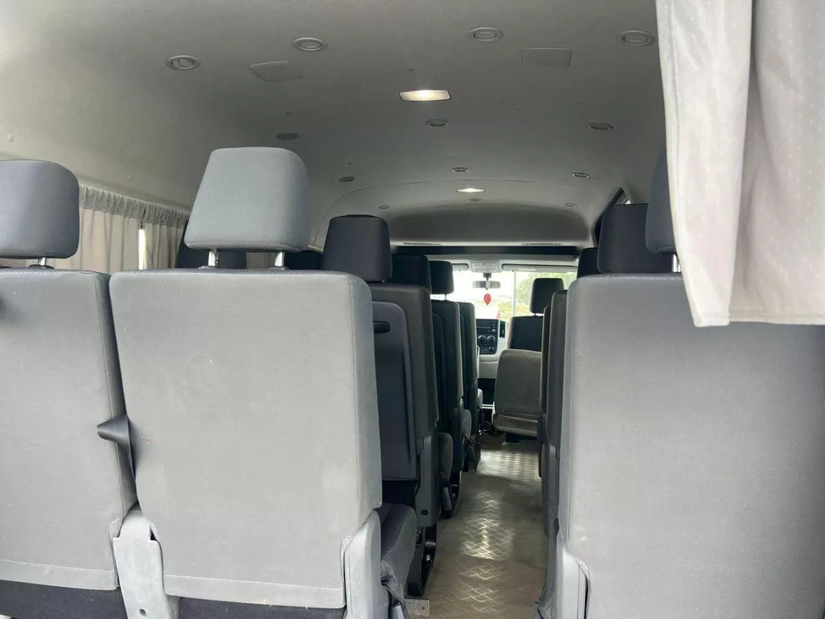 Toyota Hiace GL 2023 Toyota Hiace 3.5L V6 - GCC - Passenger Full Automatic - Patrol - 13 Seater - No Accident - 8-20-0