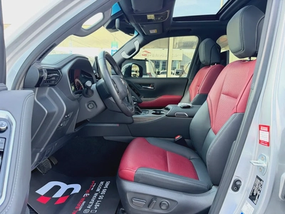 لاند كروزر VXR Tun Turbo فضي / احمر 2024 (الفطيم)-6