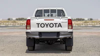 Toyota Hilux GL (LHD) TOYOTA HILUX DC COMFORT PLUS 2.4D MT 4X4 MY2025 - WHITE-5