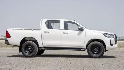 Toyota Hilux GL (LHD) TOYOTA HILUX DC COMFORT PLUS 2.4D MT 4X4 MY2025 - WHITE-7